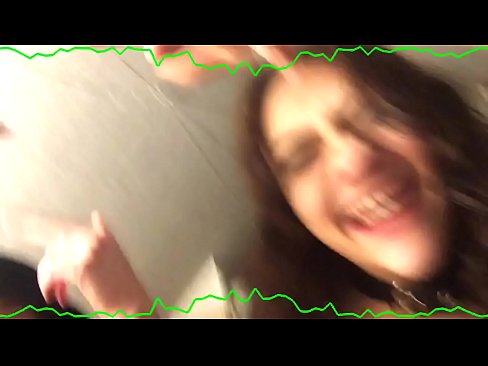 ❤️ 两位性感的黑发美女情感内裤留住混蛋古怪的婊子 ❤ Porno