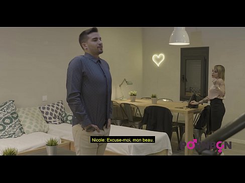 ❤️ PORNBCN 4K 一个成熟的女人与大乳房要肛门性交年轻的男妓与大阴茎口交amortism硬他妈的手工作狗风格阴部舔高潮法语字幕 ❤ Porno